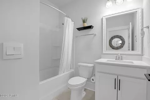 Bath - 10 Runner Stone Rd, Bluffton, SC 29909 photo 4 of 4