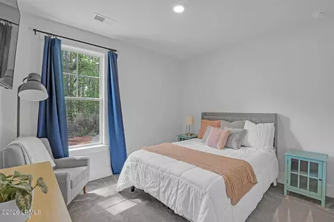 Bedroom - 10 Runner Stone Rd, Bluffton, SC 29909 photo 5 of 7