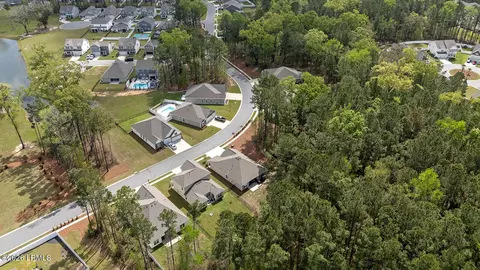 View/Area - 10 Runner Stone Rd, Bluffton, SC 29909 photo 10 of 13