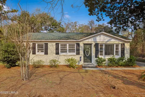 1905 Oconnell St, Beaufort, SC 29902