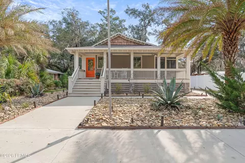613 Arnold Dr, Beaufort, SC 29902