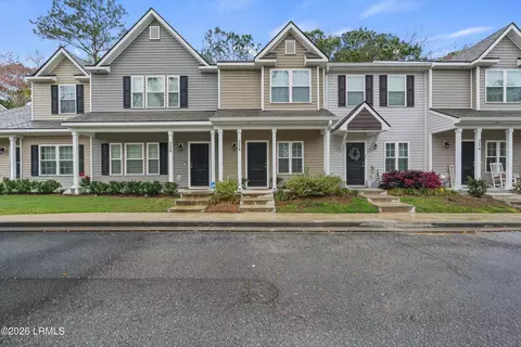 218 Admiration Ave, Beaufort, SC 29906