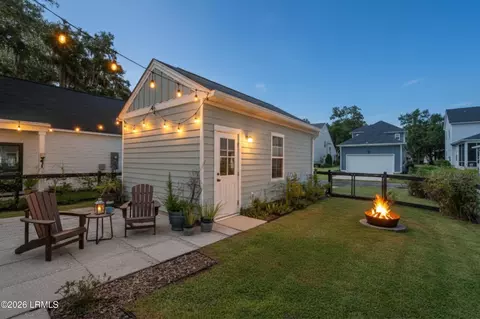 2702 Bluestem Dr, Beaufort, SC 29902