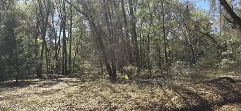 50 Toomer Rd, Saint Helena Island, SC 29920