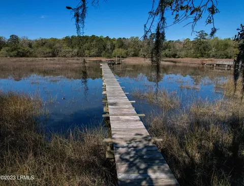 5 Dock Builders Dr, Beaufort, SC 29907