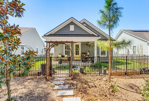 156 Baynard Rd, Beaufort, SC 29906