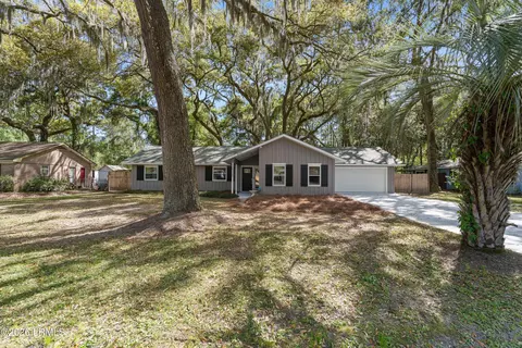 3032 Mink Point Blvd, Beaufort, SC 29902