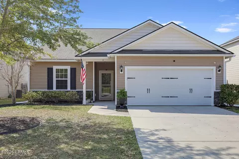 8 Tugaloo Dr, Beaufort, SC 29906