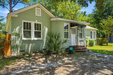 437 Laurens Ave, Fairfax, SC 29827