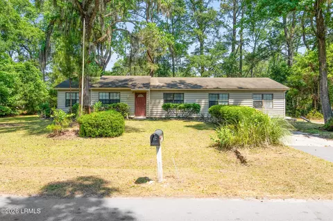 3094 Clydesdale Cir, Beaufort, SC 29906
