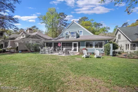 613 S Reeve Rd, Saint Helena Island, SC 29920