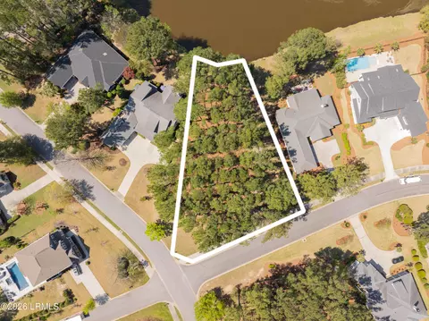 152 Wicklow Dr, Bluffton, SC 29910 photo 2