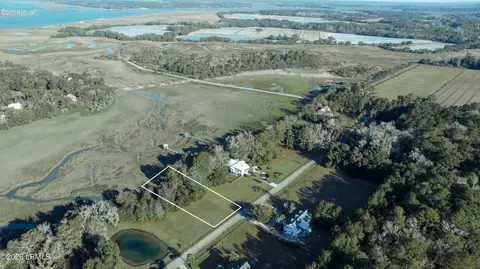 34 Bermuda Inlet Dr, Saint Helena Island, SC 29920