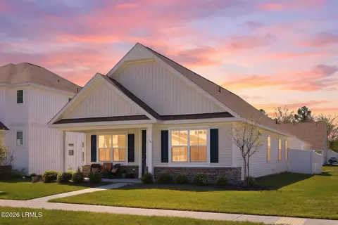 54 Whispering Oaks Cir, Bluffton, SC 29909