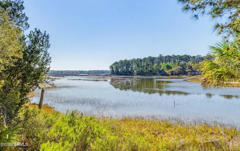 2 S Oak Forest Dr, Okatie, SC 29909