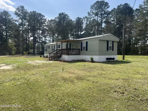 198 Curly Rd, Varnville, SC 29944