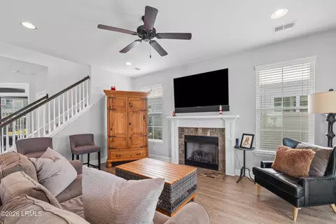 8 7th Ave, Bluffton, SC 29910 photo 9