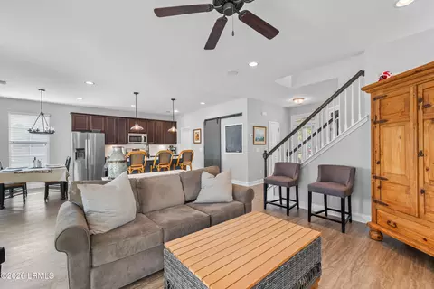 8 7th Ave, Bluffton, SC 29910 photo 10