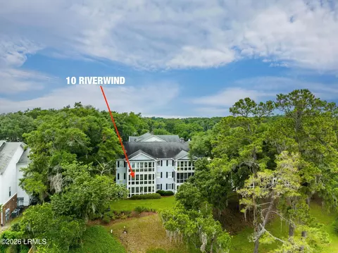 10 Riverwind Dr, Port Royal, SC 29935
