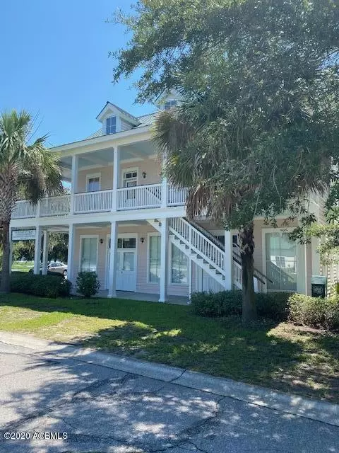 710 Boundary St #2D, Beaufort, SC 29902