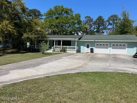 6045 Vaux Rd, Beaufort, SC 29906