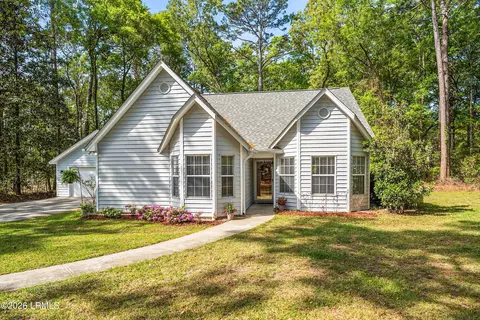 30 Egret Dr, Beaufort, SC 29907