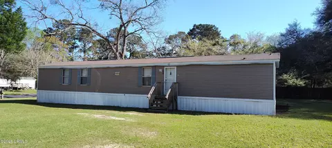 52 Cleveland Dr, Beaufort, SC 29906