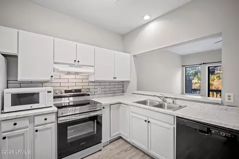 5 Gum Tree Rd #I19, Hilton Head Island, SC 29926
