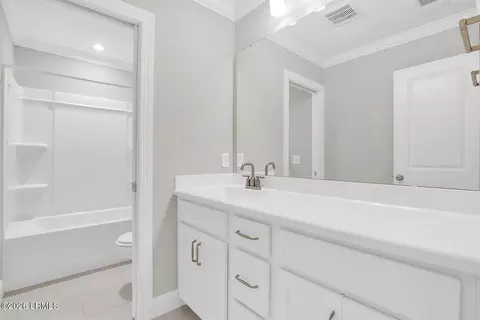 Bath - 248 Bleecker St S, Bluffton, SC 29910 photo 4 of 5
