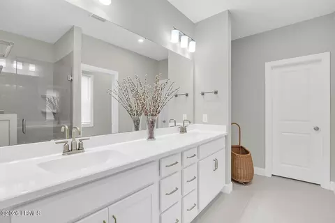 Bath - 248 Bleecker St S, Bluffton, SC 29910 photo 1 of 5
