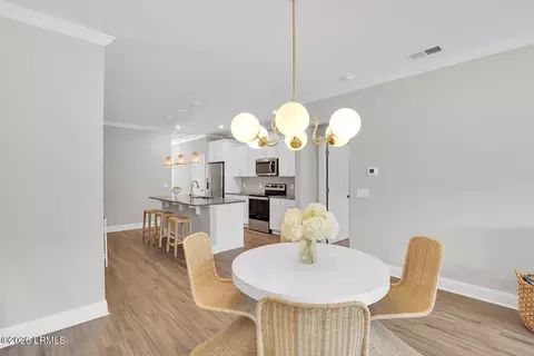 Dining - 248 Bleecker St S, Bluffton, SC 29910 photo 1 of 3