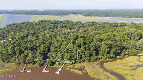 230 Bull Point Dr, Seabrook, SC 29940