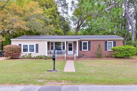 307 Burroughs Ave, Beaufort, SC 29902