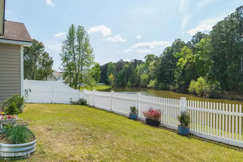 Exterior - 19 Freedom Trl, Bluffton, SC 29910 photo 5 of 6