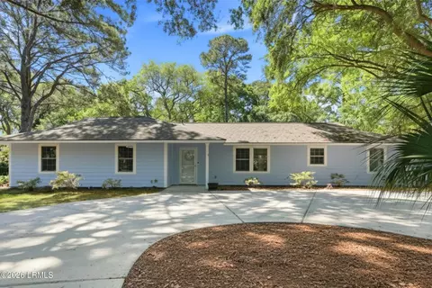 6 Audubon Pl, Hilton Head Island, SC 29928