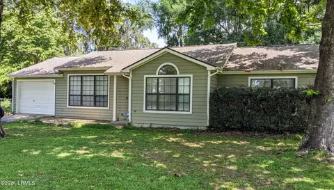 2025 Stone Marten Dr, Beaufort, SC 29902
