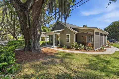 2620 Mossy Oaks Rd, Beaufort, SC 29902