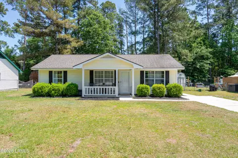 3 Burlington Cir, Beaufort, SC 29906
