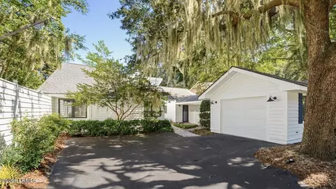 443 Bb Sams Dr, Saint Helena Island, SC 29920