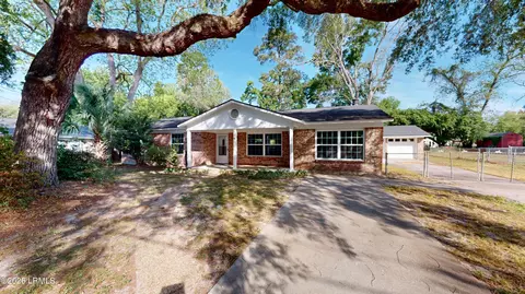 4027 Shell Point Rd, Beaufort, SC 29906