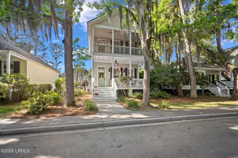 2688 Broad St, Beaufort, SC 29902