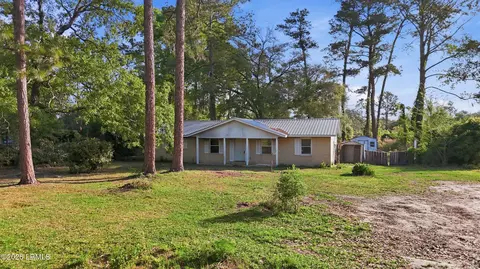 109 Dove St, Ridgeland, SC 29936