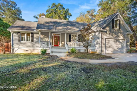 15 Flycatcher Ln, Beaufort, SC 29907