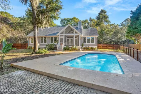 15 Flycatcher Ln, Beaufort, SC 29907