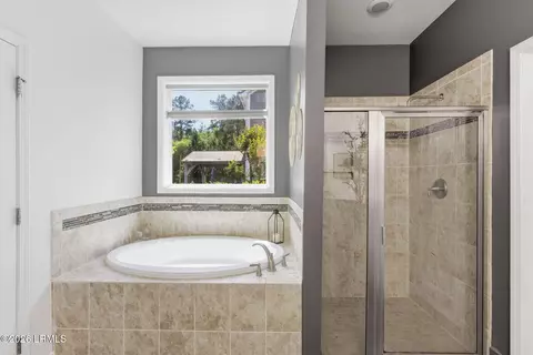 Bath - 30 Windmill Ln, Bluffton, SC 29909 photo 2 of 4