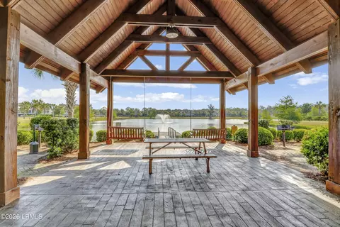 Exterior - 30 Windmill Ln, Bluffton, SC 29909 photo 7 of 8