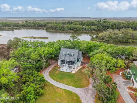 22 Vista Blvd E, Saint Helena Island, SC 29920