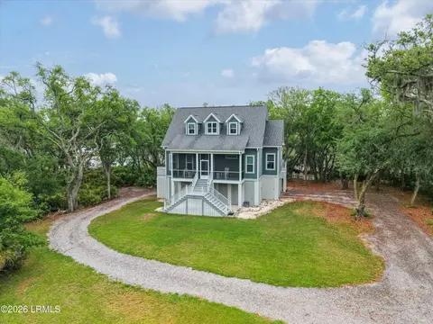 22 Vista Blvd E, Saint Helena Island, SC 29920