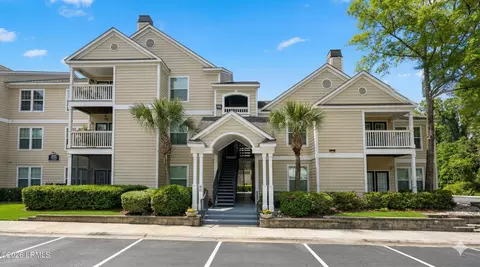 100 Kensington Blvd #214, Bluffton, SC 29910