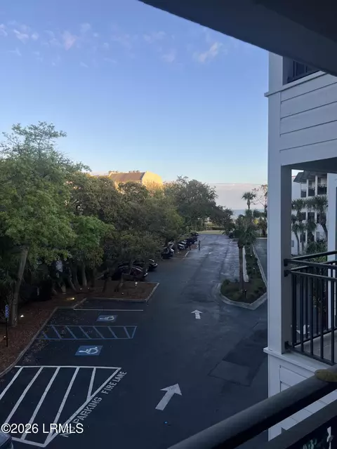 23 S Forest Beach Dr #204, Hilton Head Island, SC 29928